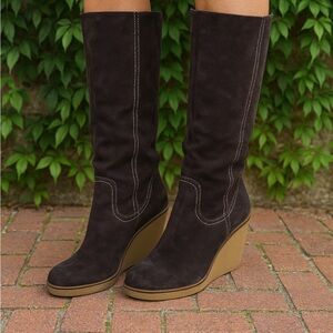 EMU AUSTRALIA Brown Waratah Suede Sheepskin Boots, 9